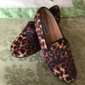 Steve Madden Leopard Flats